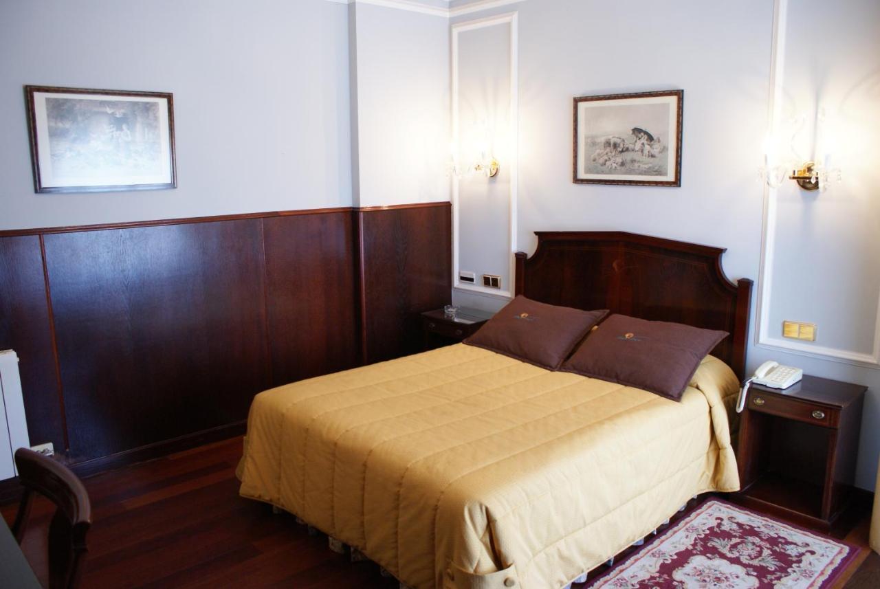My Rooms City Hotel Camino De Santiago Los Tomillares Exteriör bild